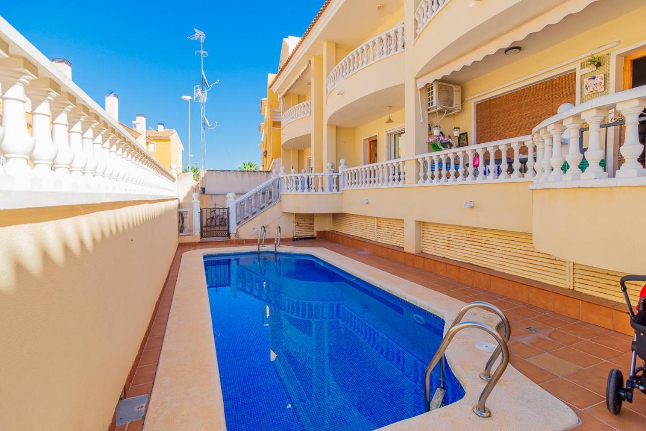 2 Bedroom 2 Bathroom Entire Apartment In Rojales With Pool المظهر الخارجي الصورة